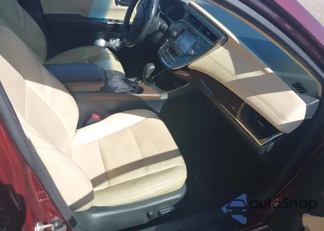 2015 Toyota Avalon Xle Touring z USA, uszkodzony, nr VIN 4T1BK1EB1FU138422